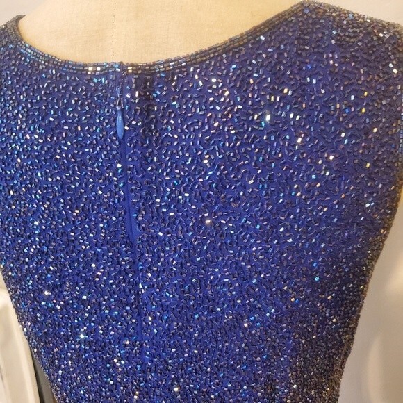 Beaded blue sleeveless sparkle top vintage - Picture 6 of 12